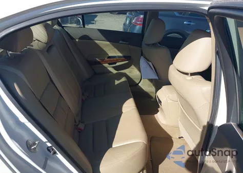 2010 Honda Accord 3.5 Ex-L z USA, uszkodzony, nr VIN 1HGCP3F85AA006686